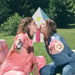 LES INSEPARABLES PIOU PIOU - La Flèche ft. Micky Green